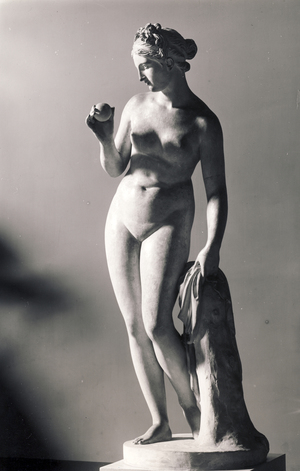 Bertel Thorvaldsen (1770-1844): Venus med æblet. 1813-1816